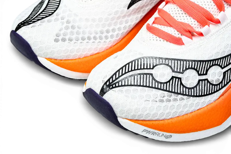 Endorphin Pro 4 - Blanc Orange - RunningUpscale.com