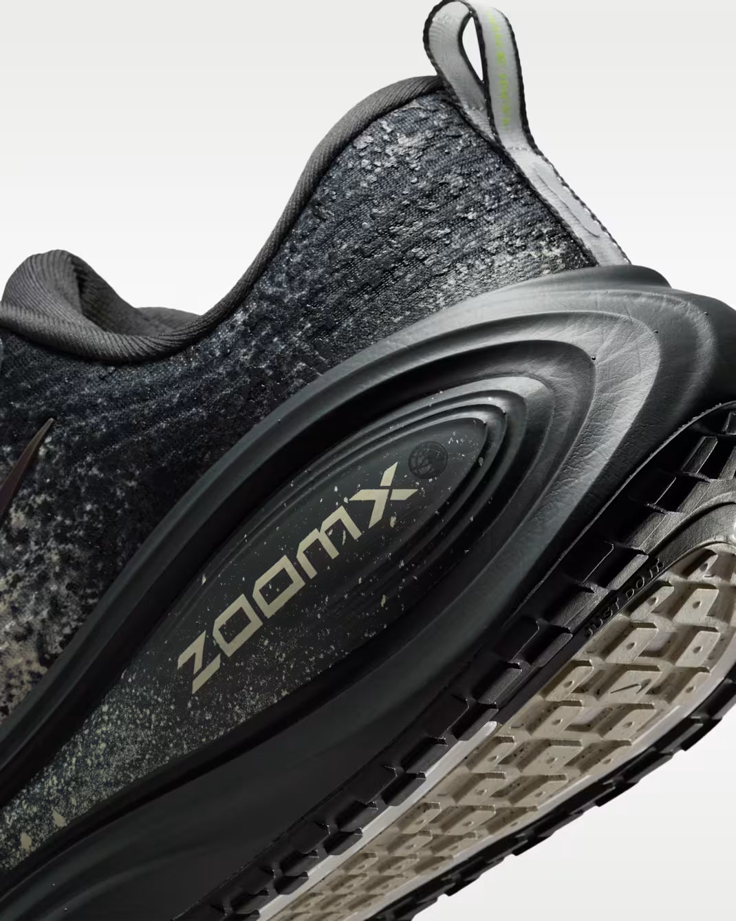 Vomero Plus Anthracite Oatmeal Nike