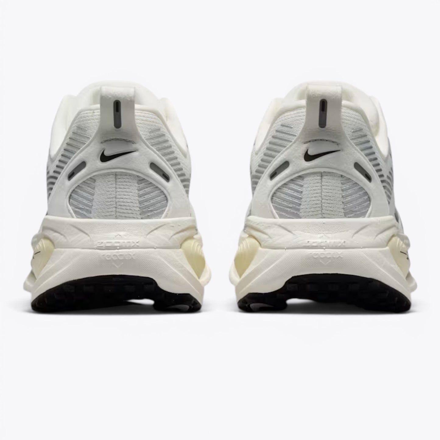 Nike Vomero 18 Summit White Coconut Milk