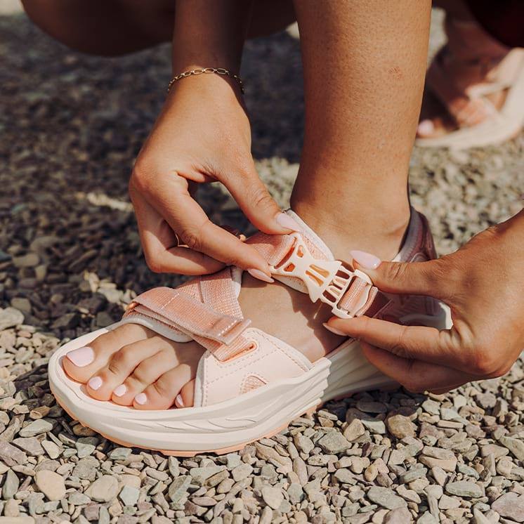 Sandales-pour-femme-repos-après-course Runningupscale.com