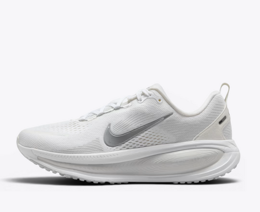 Nike Vomero 18 White Metallic Silver Photon Dust