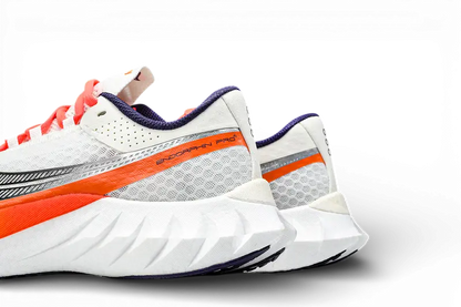 Endorphin Pro 4 - Blanc Orange - RunningUpscale.com