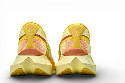 Endorphin Pro 4 - jaune moutarde - RunningUpscale.com