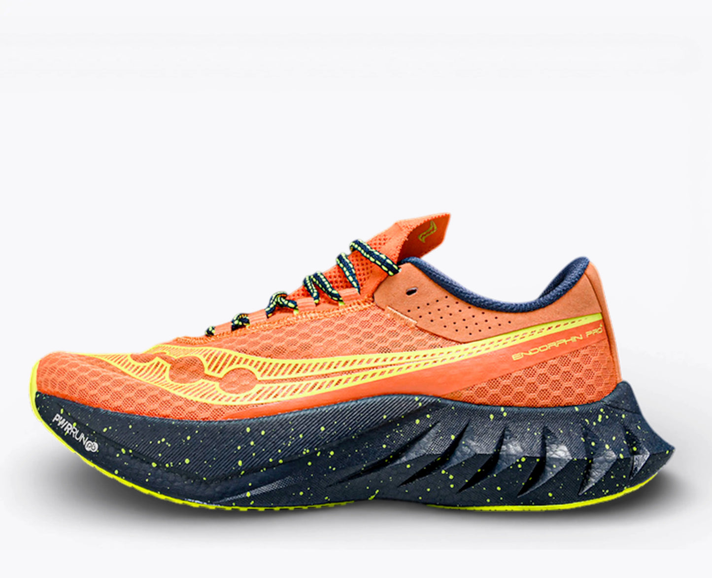 Endorphin Pro 4 - orange et noir - RunningUpscale.com