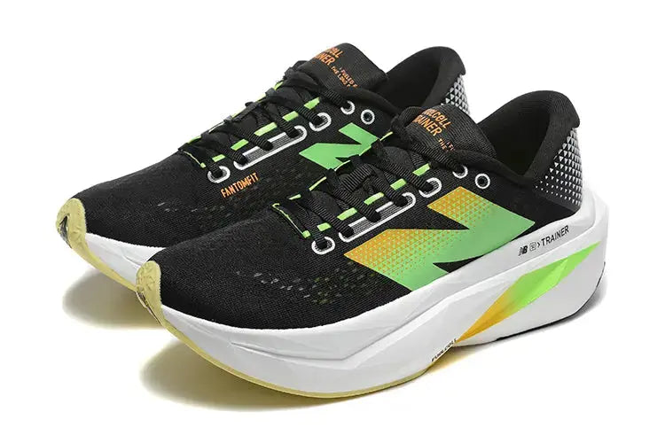 FuelCell V3 - Black and White New Balance