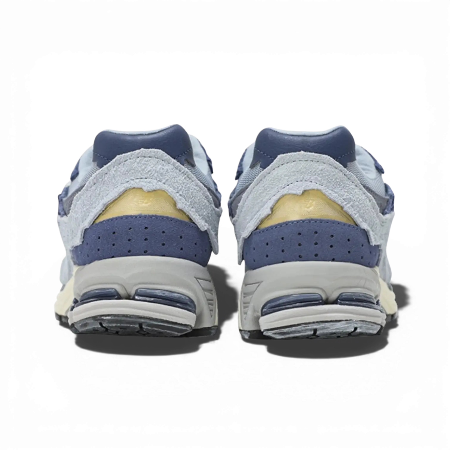 NB 2002R Protection - Bleu Clair - RunningUpscale.com