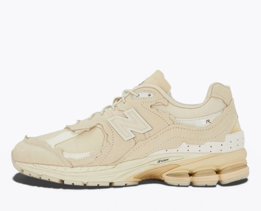 NB 2002R Protection Crème - RunningUpscale.com