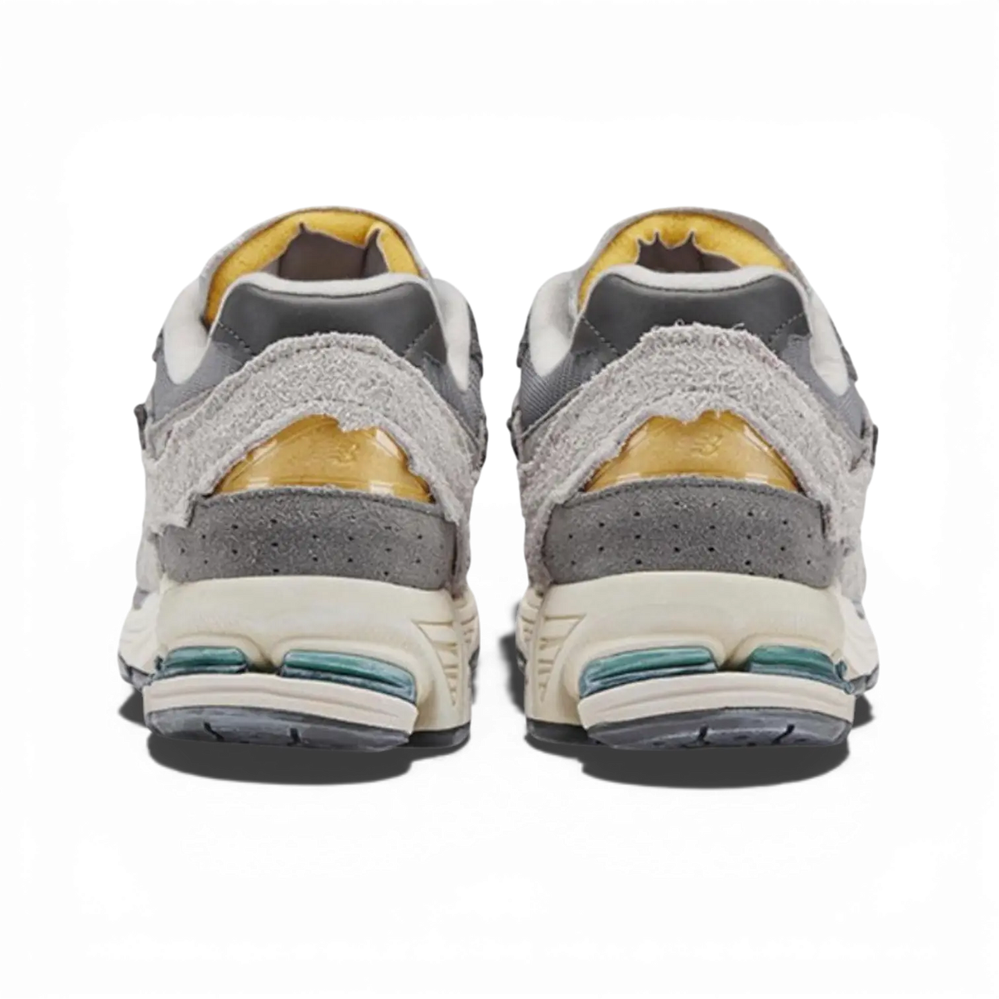 NB 2002R Protection - Gris - RunningUpscale.com