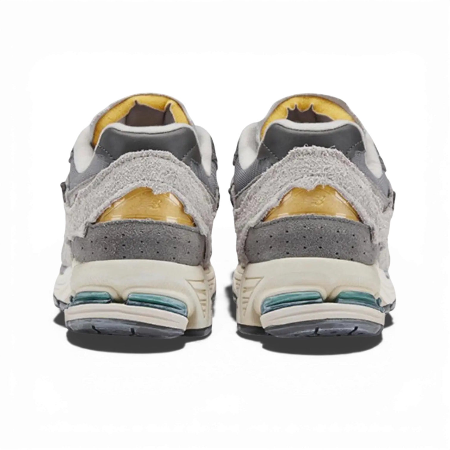 NB 2002R Protection - Gris - RunningUpscale.com