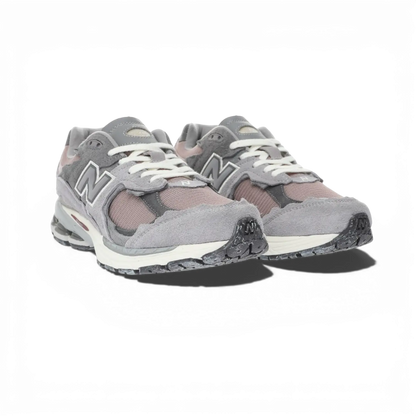 NB 2002R Protection Gris Rose - RunningUpscale.com