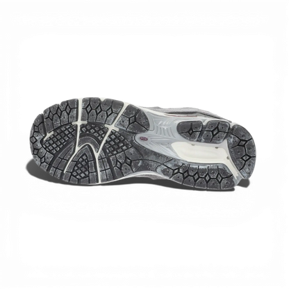 NB 2002R Protection Gris Rose - RunningUpscale.com