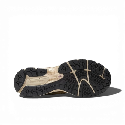 NB 2002R Protection Marron - RunningUpscale.com