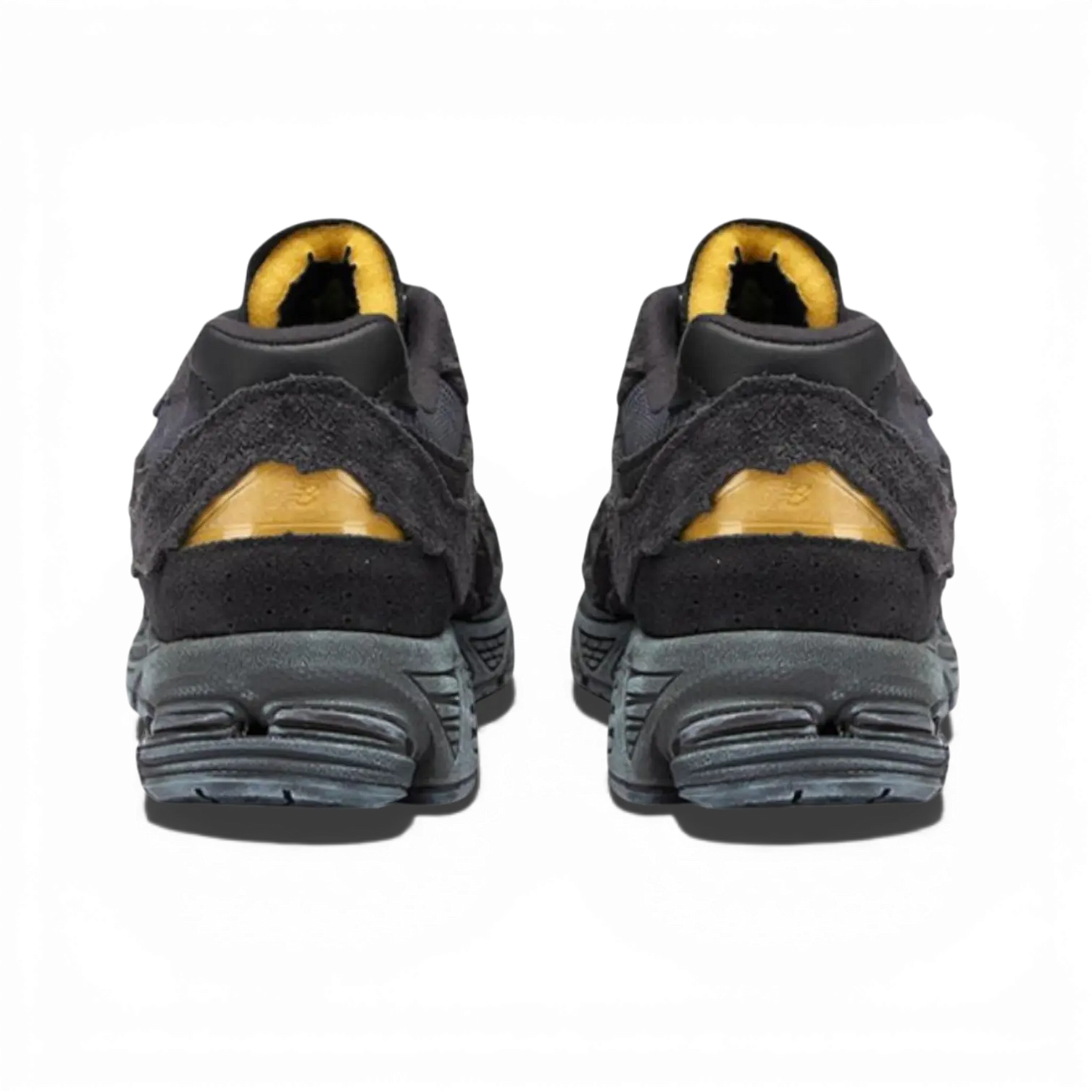 NB 2002R Protection Noir - RunningUpscale.com