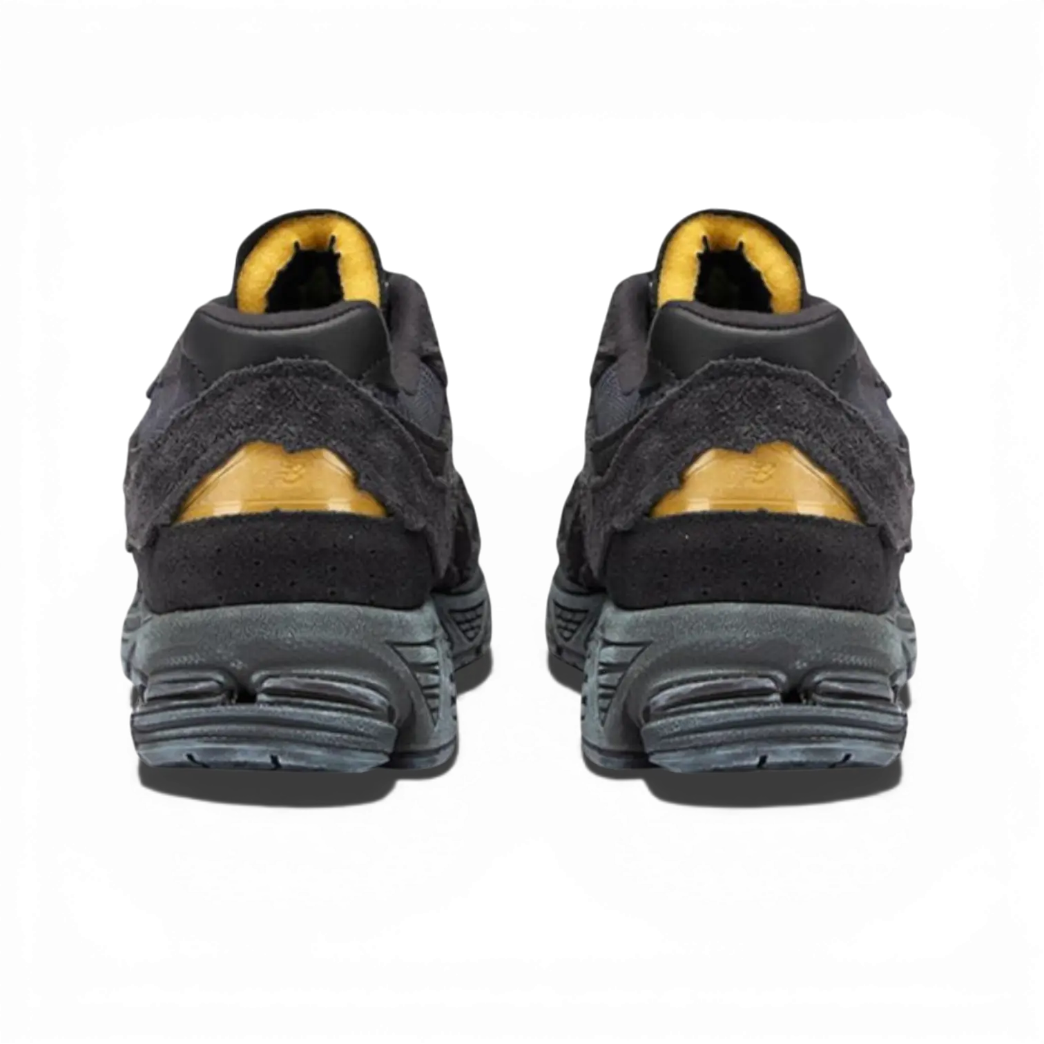 NB 2002R Protection Noir - RunningUpscale.com