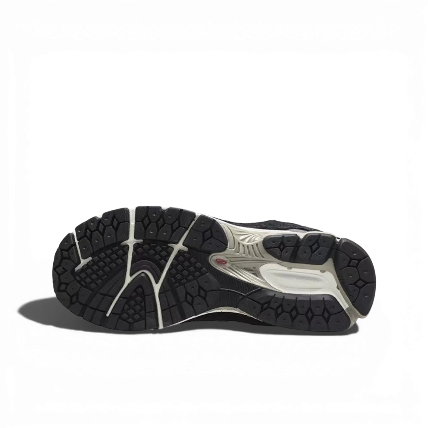 NB 2002R Protection - Noir et Gris - RunningUpscale.com