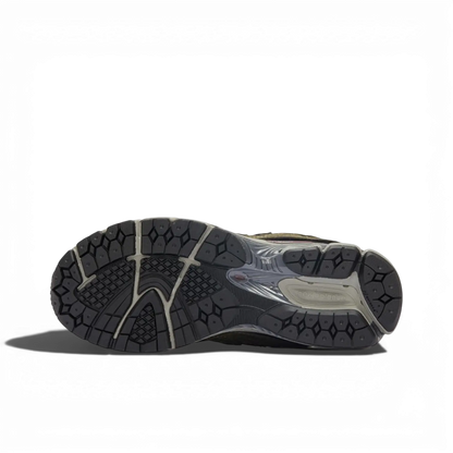 NB 2002R Protection Vert kaki - RunningUpscale.com