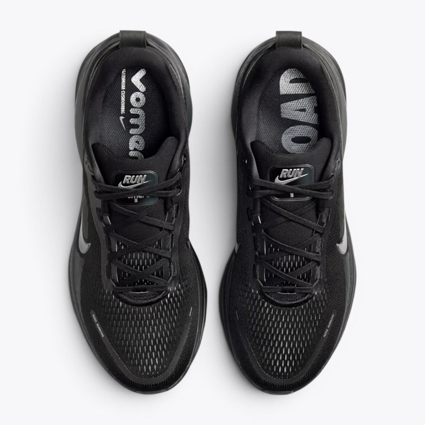 Nike Vomero 18 Triple Black
