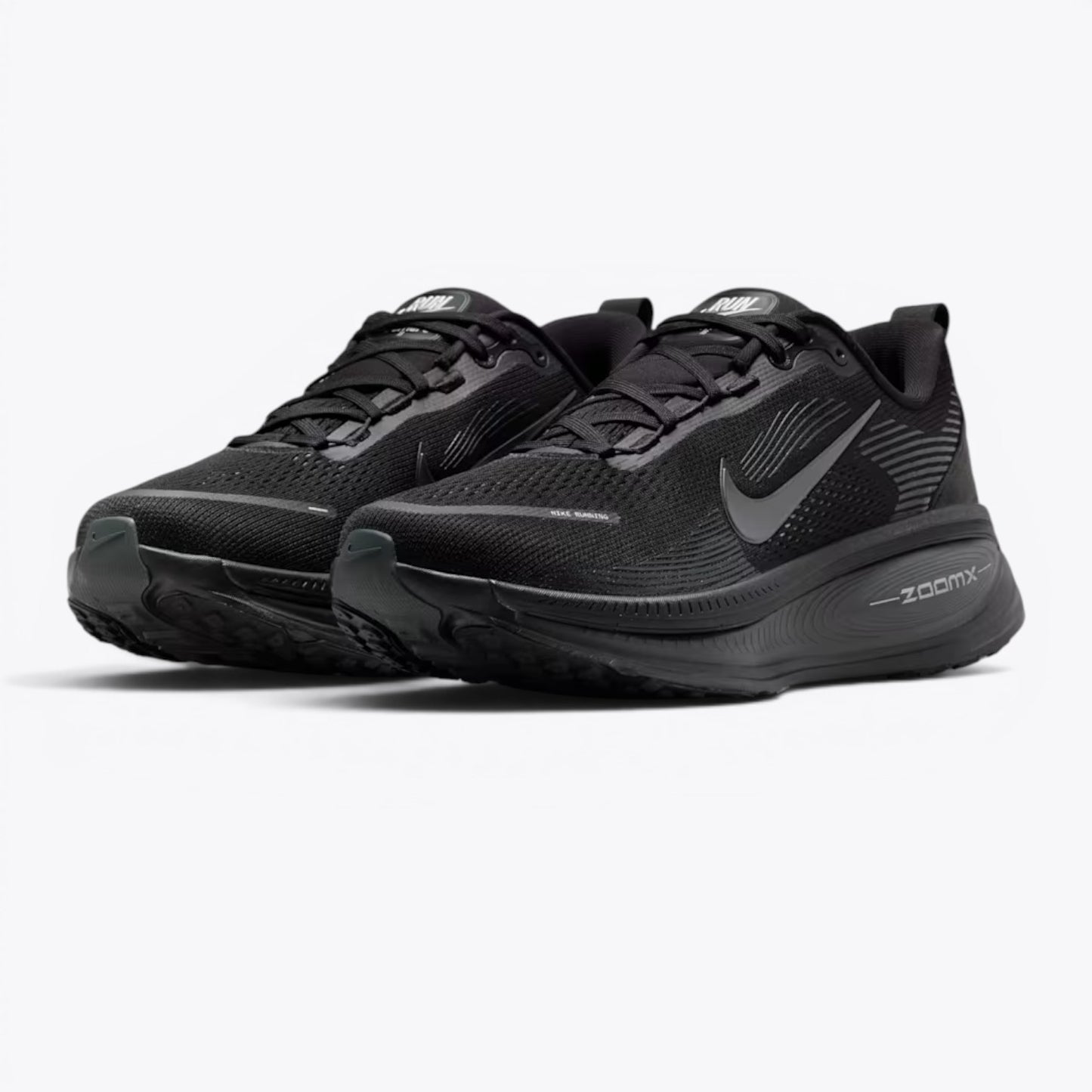 Nike Vomero 18 Triple Black