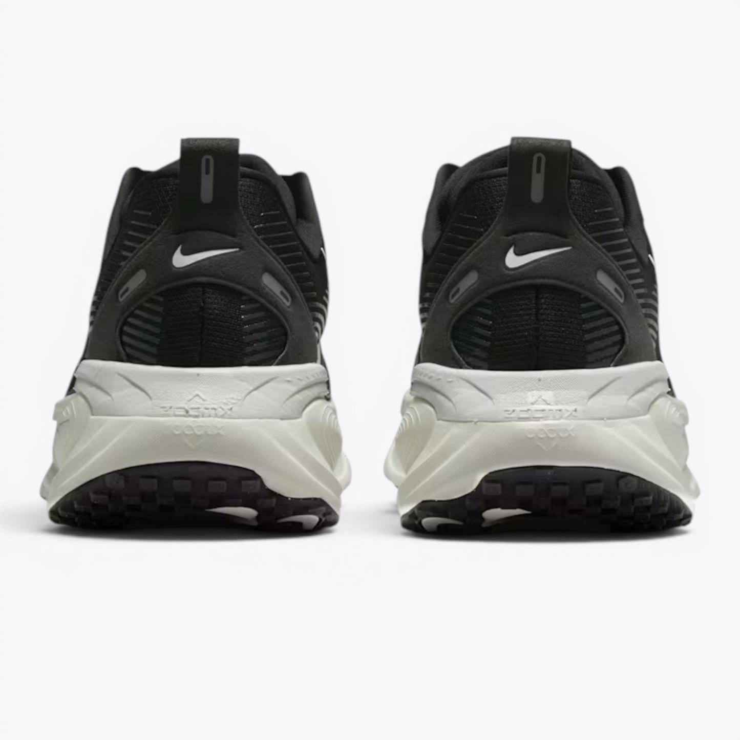 Nike Vomero 18 White Black