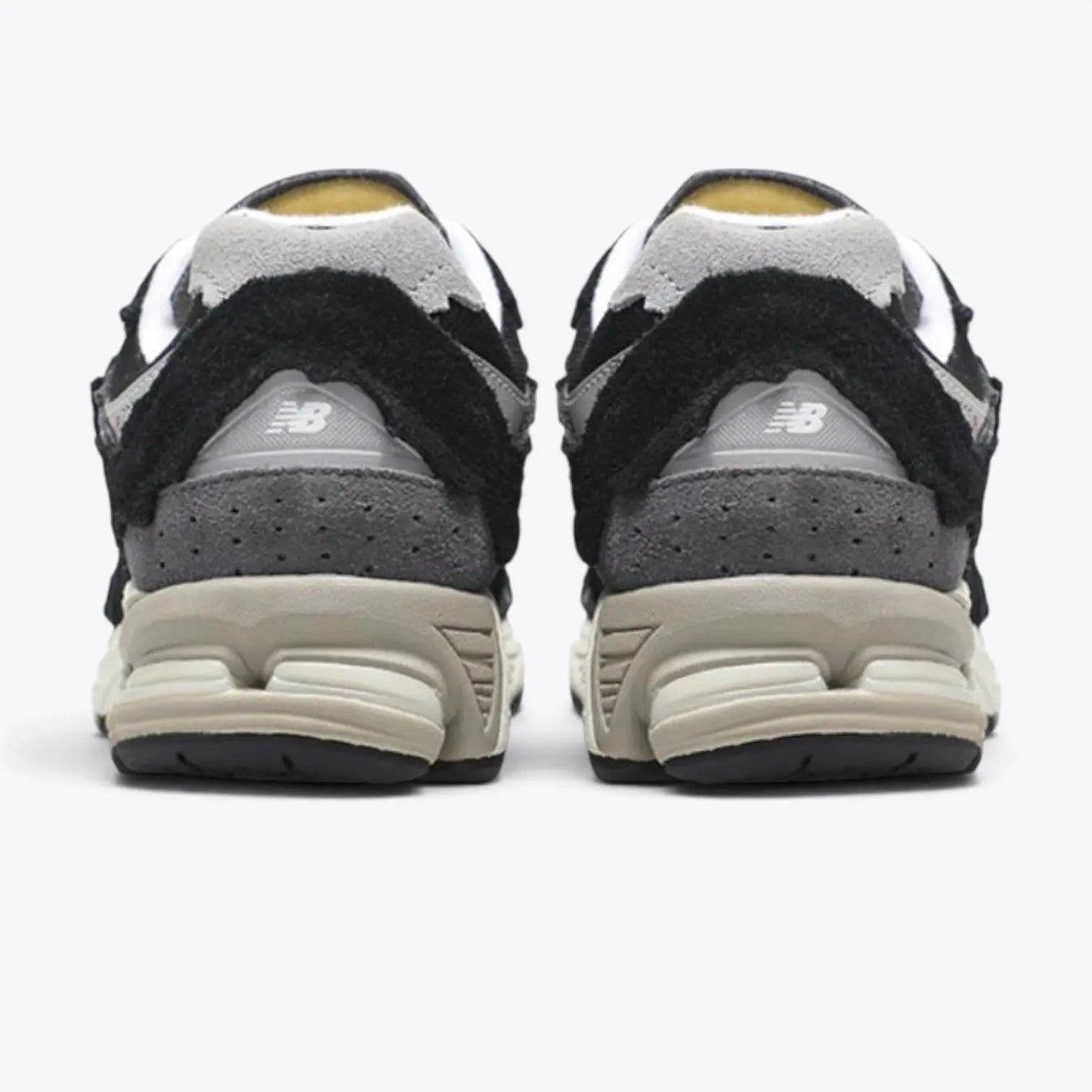New Balance 2002R Protection Pack Black Grey New Balance