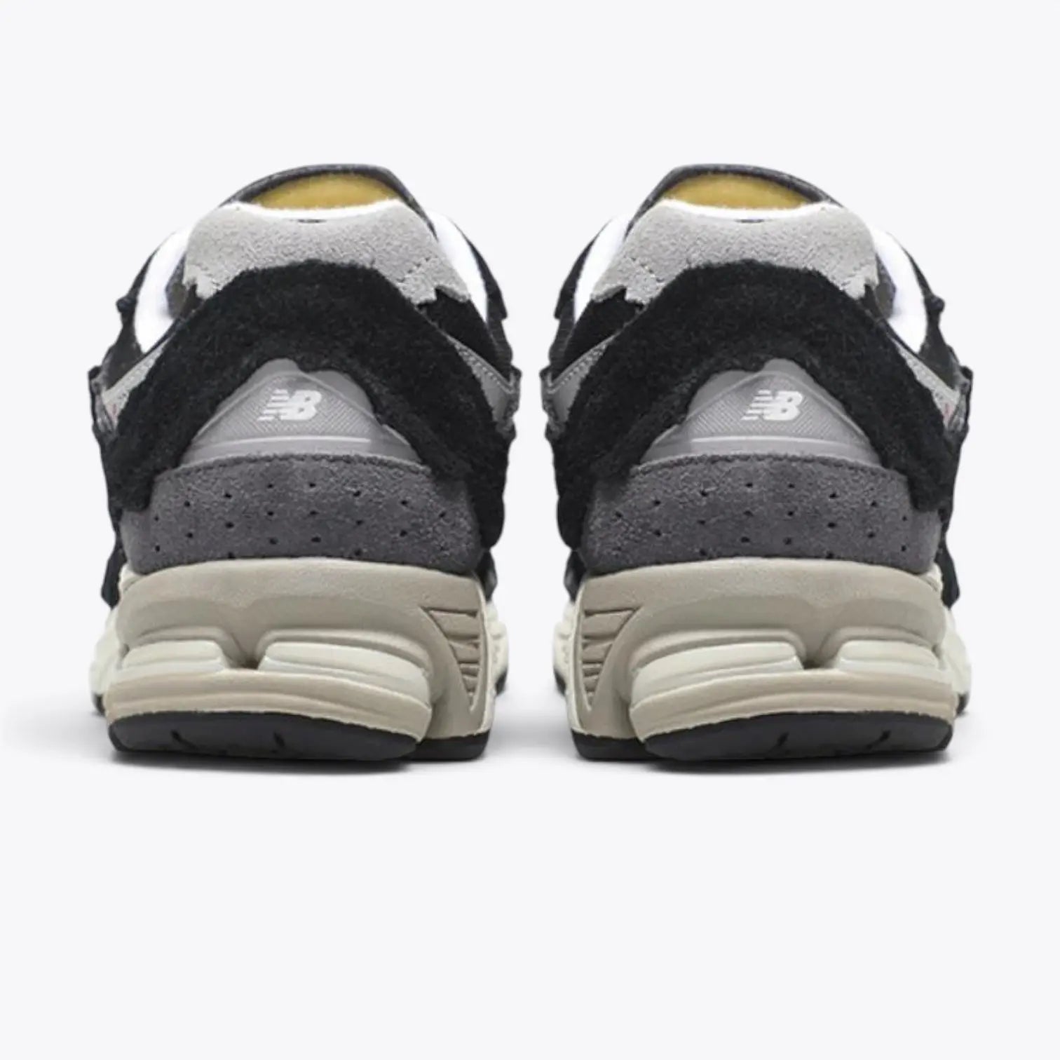 New Balance 2002R Protection Pack Black Grey New Balance