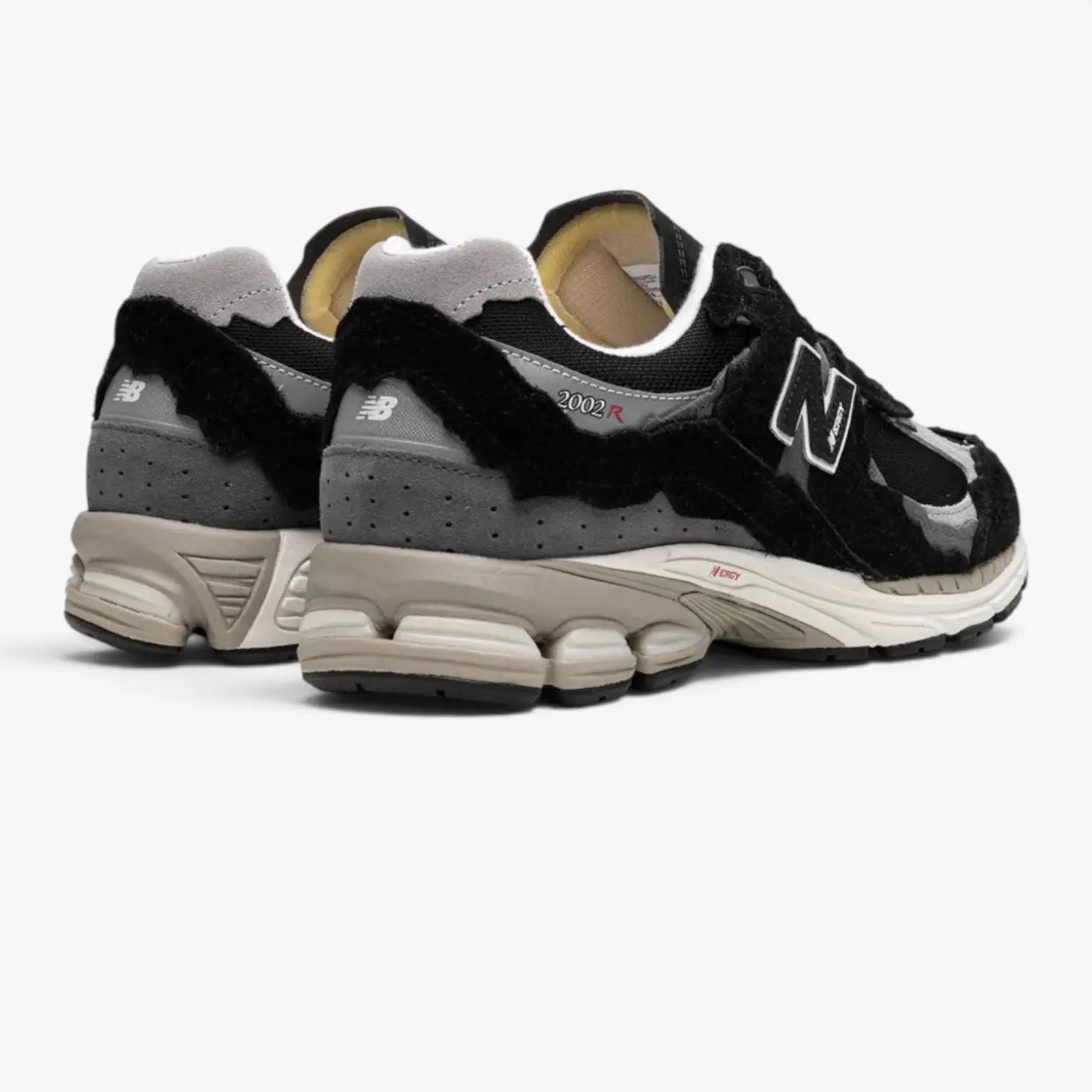 New Balance 2002R Protection Pack Black Grey New Balance