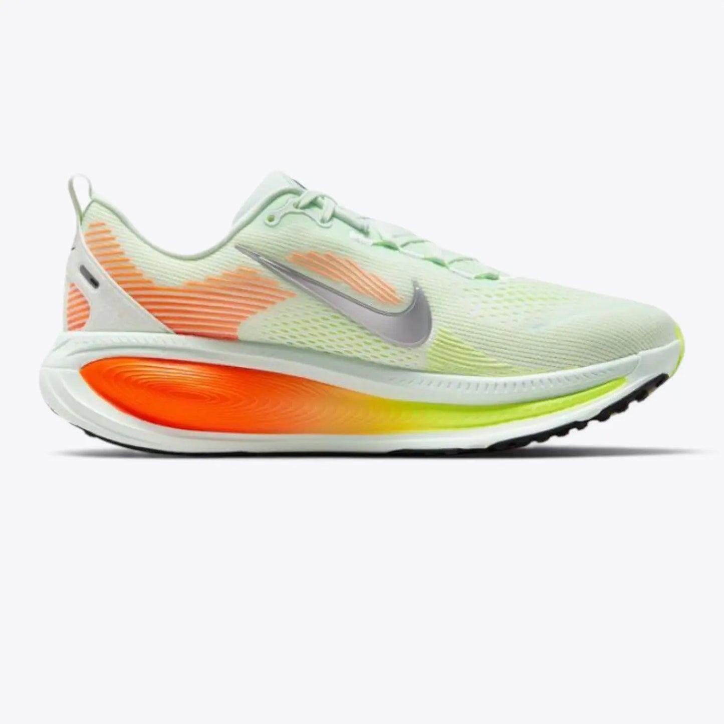 Nike Vomero 18 Barely Green Hyper Crimson Nike