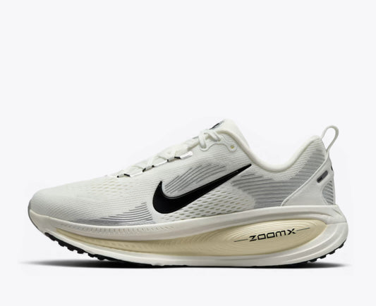 Nike Vomero 18 Summit White Coconut Milk Nike