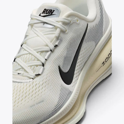Nike Vomero 18 Summit White Coconut Milk Nike