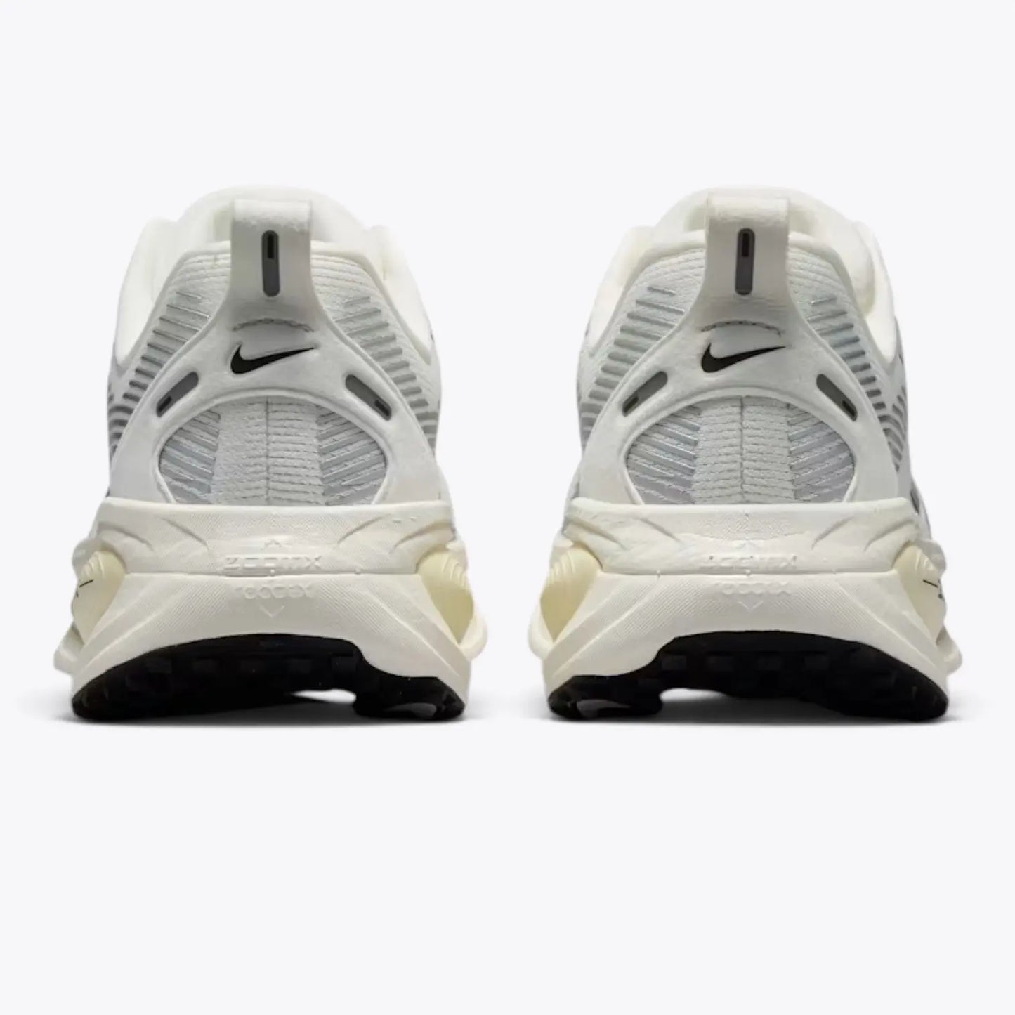 Nike Vomero 18 Summit White Coconut Milk Nike