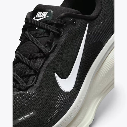 Nike Vomero 18 White Black Nike