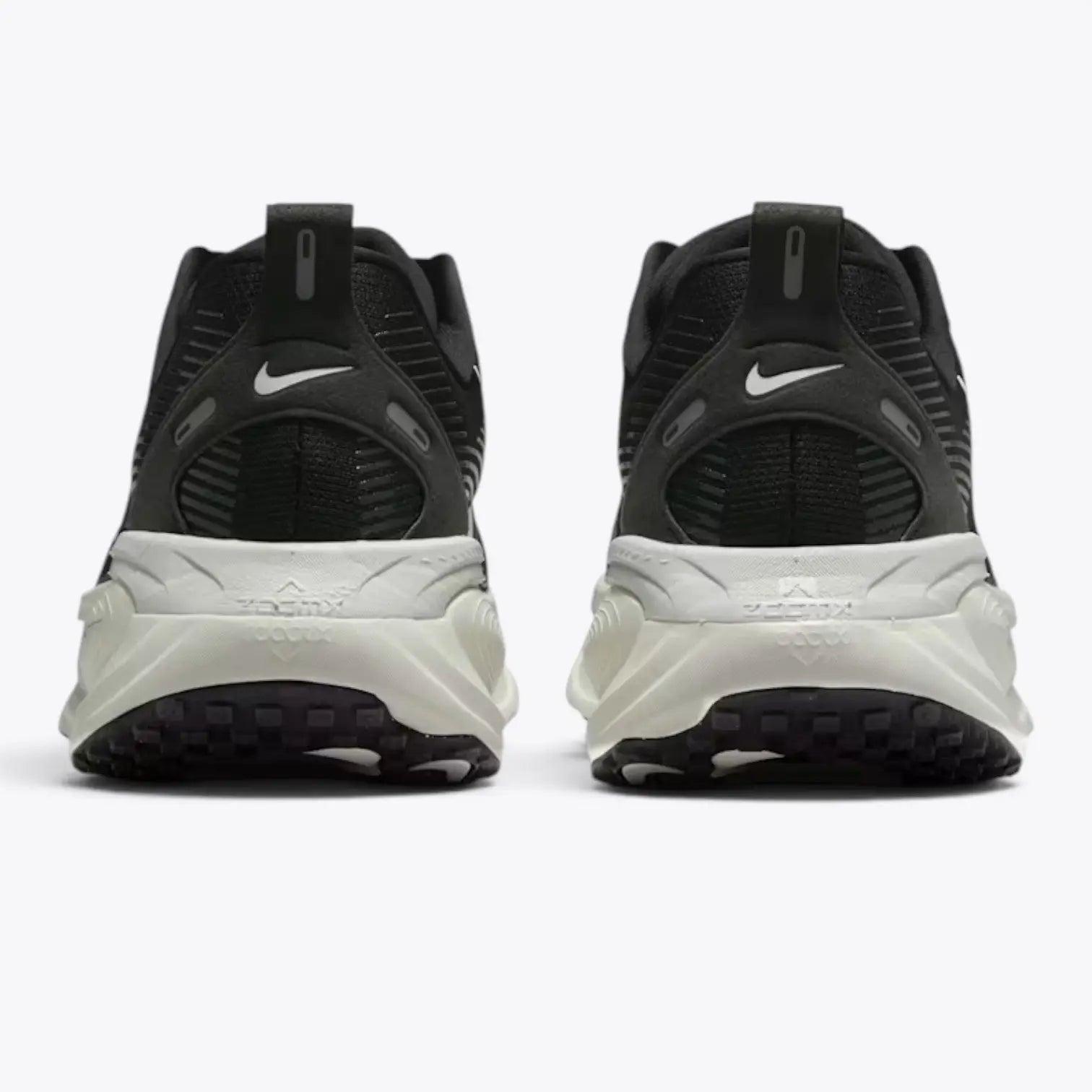 Nike Vomero 18 White Black Nike
