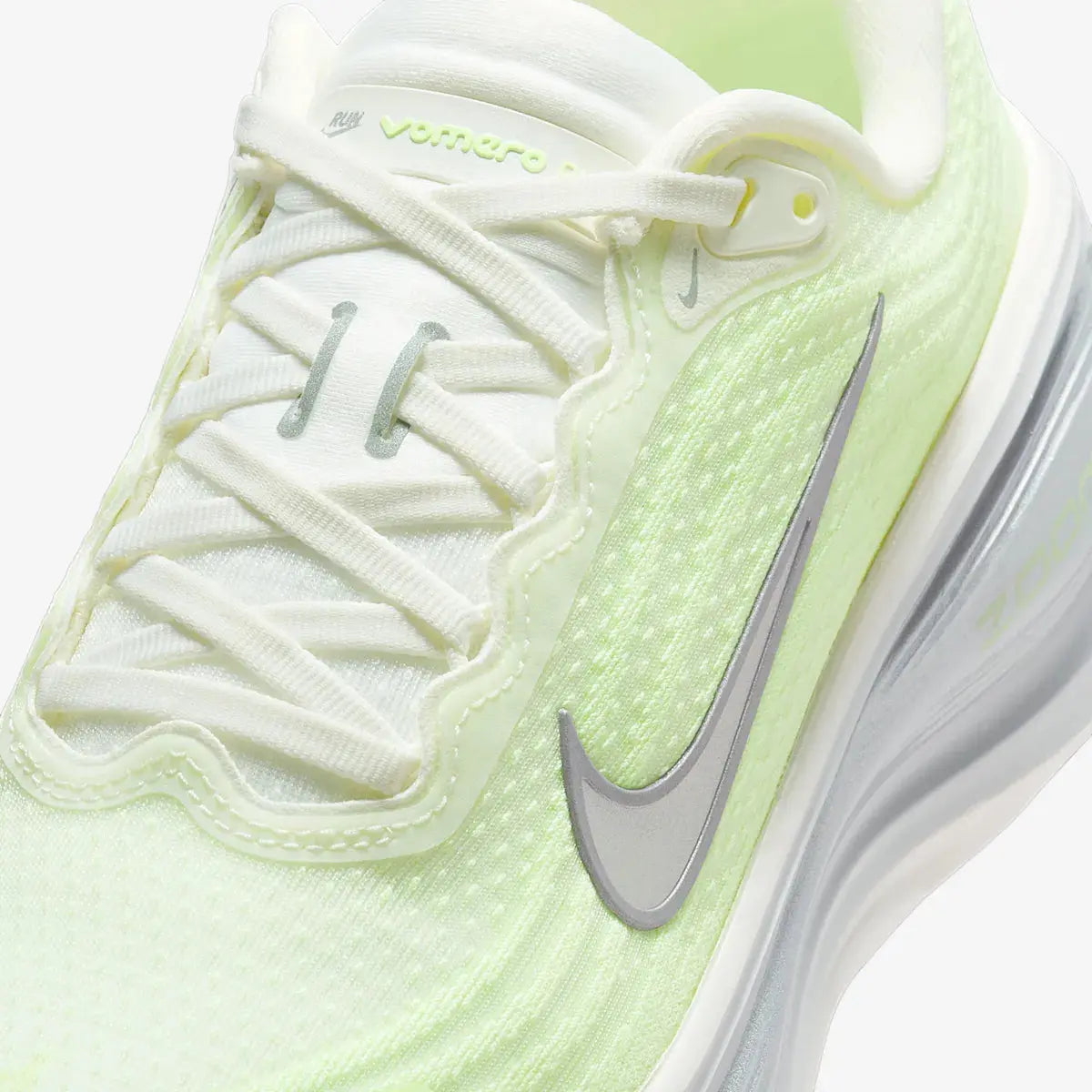 Nike Vomero Plus Green Barely Volt Nike