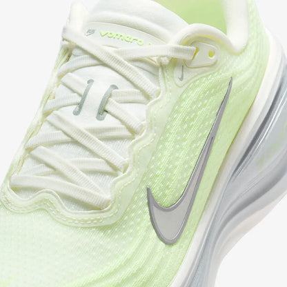 Nike Vomero Plus Green Barely Volt Nike