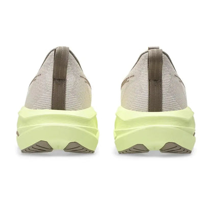 Novablast™ 5 Beige Asics