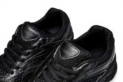 Saucony ProGrid Omni 9 Armor Black – Retro Runner Saucony