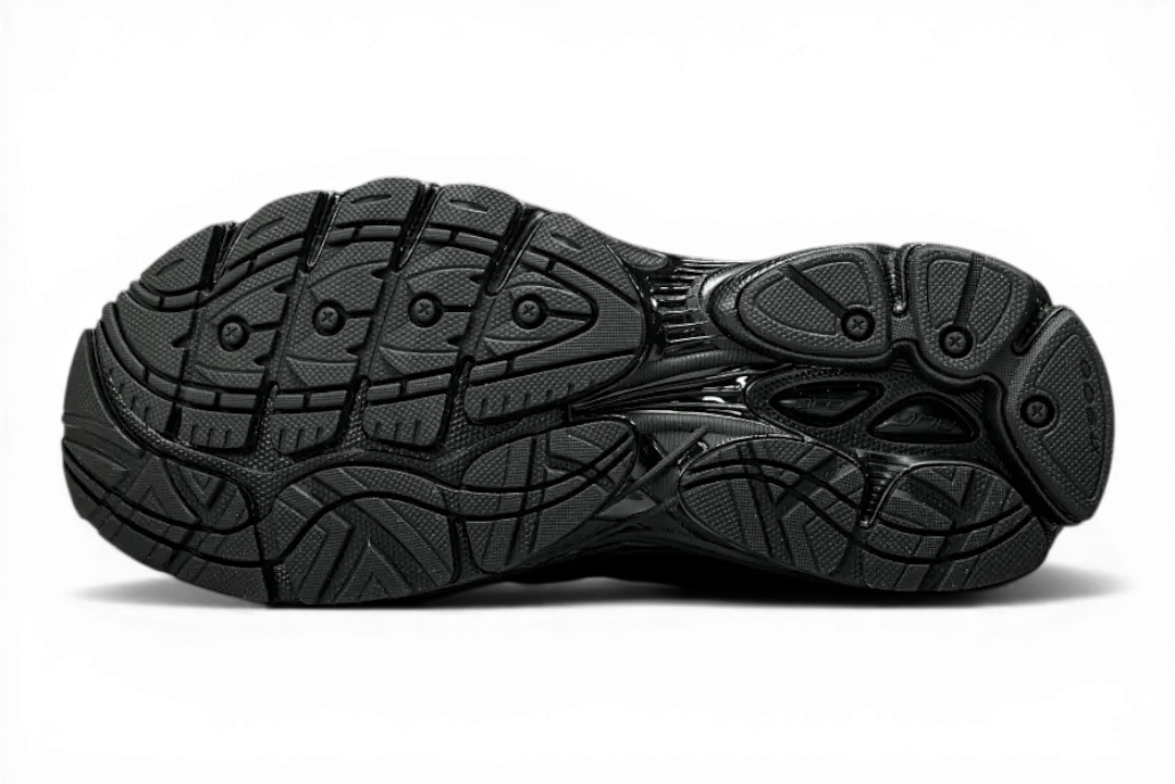 Saucony ProGrid Omni 9 Armor Black – Retro Runner Saucony