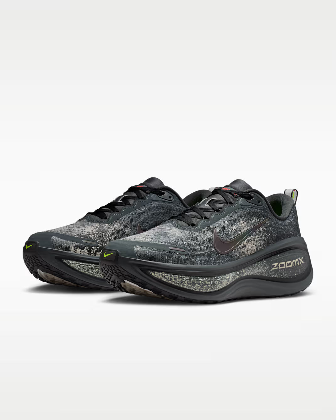 Vomero Plus Anthracite Oatmeal Nike