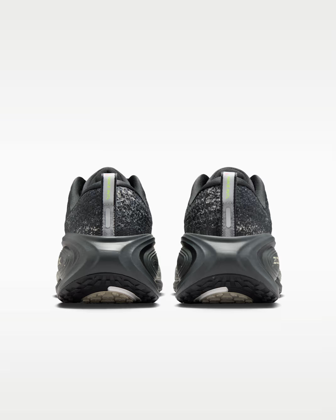 Vomero Plus Anthracite Oatmeal Nike