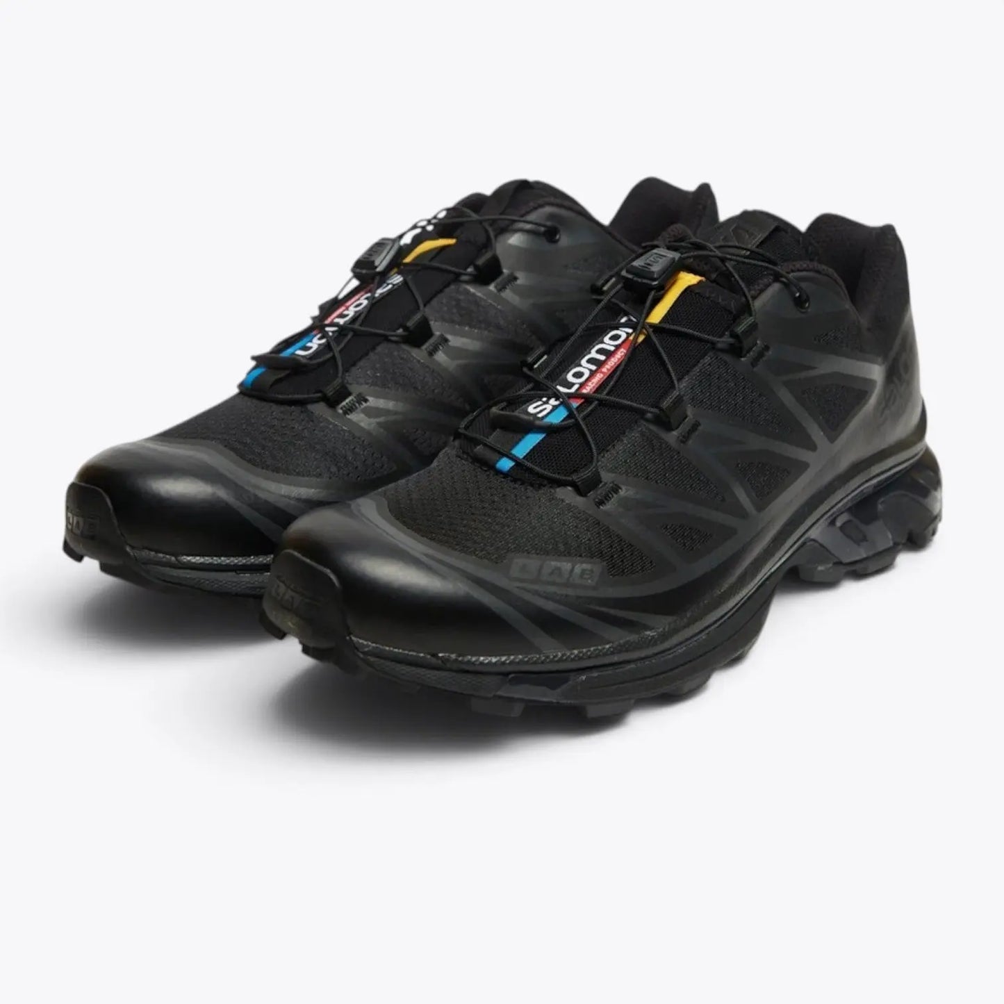 XT-6 Triple Black Salomon