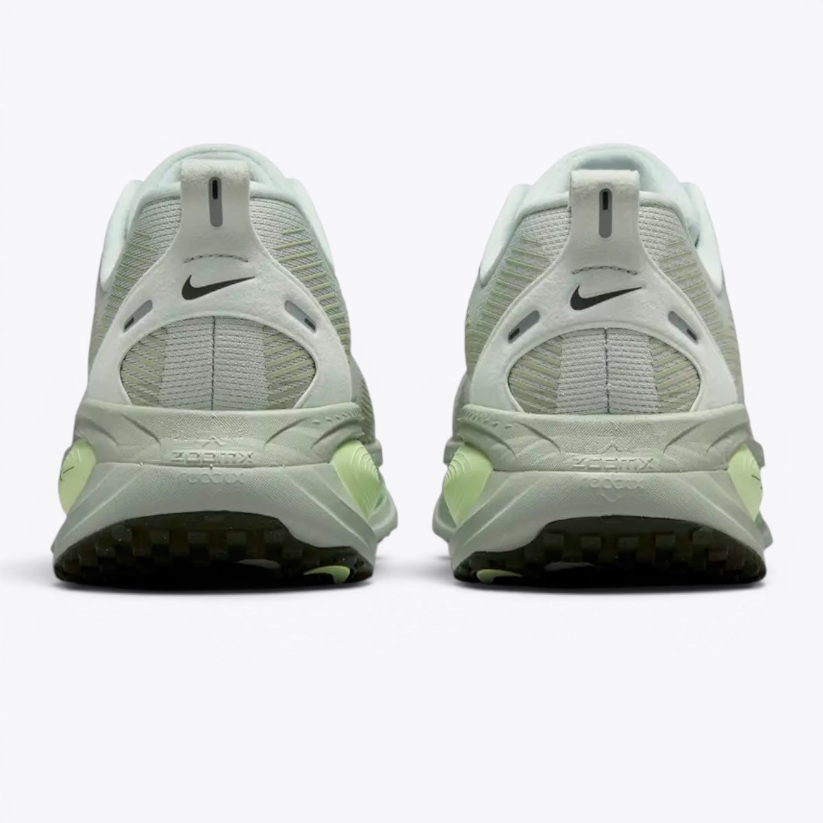 Nike Vomero 18 Light Silver College Grey Barely Volt